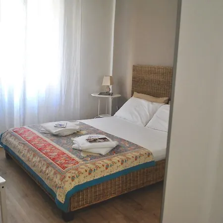 Apartment Vico Delle Mura Cozy House La Spezia